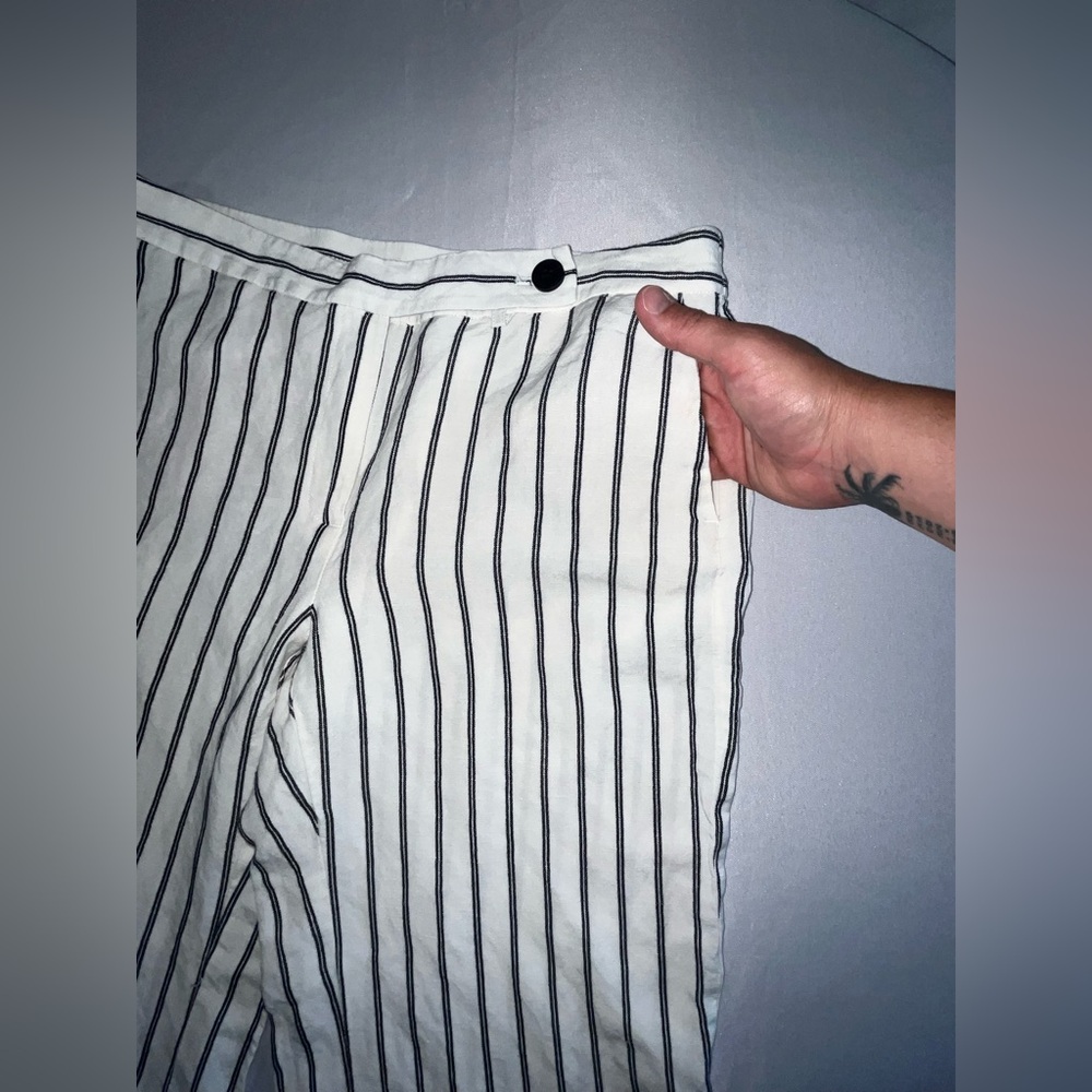 J Jill White w/Black Stripes Wide Legged Pants - Picture 2 of 10